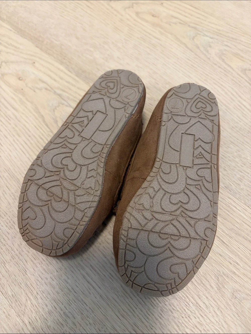 Cat & Jack Toddler Brown Faux-Suede Moccasin Slippers with Fur Lining